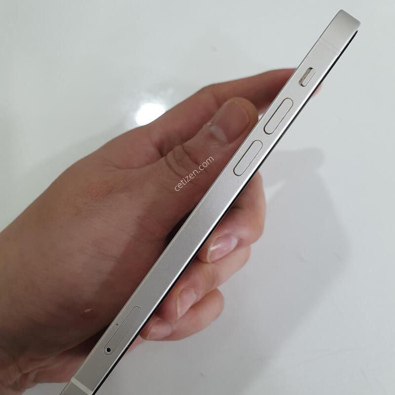 ������12 64G ���ܻ� ���±� �߰��� �����