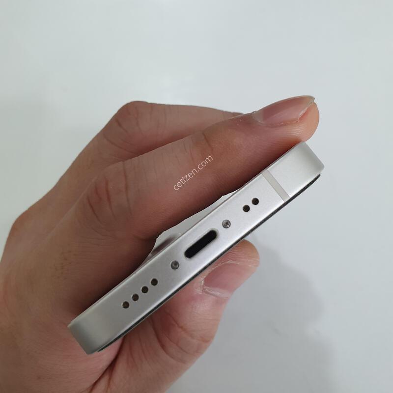 ������13�̴�128G ���ܻ� ���±� �߰��� �����