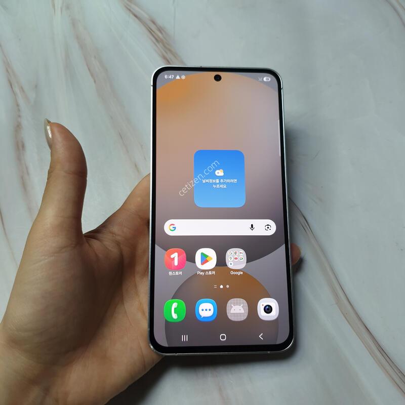 LG ������ S24FE �׷��� 256G ������ �Ǹ��մϴ�