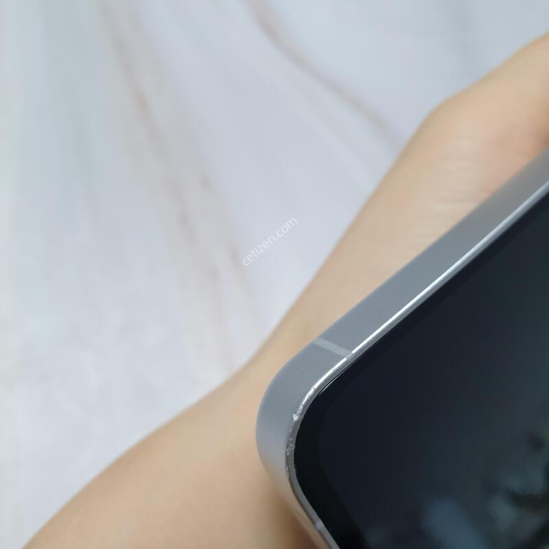 LG ������ S24FE ���� 256G ������ �Ǹ��մϴ�