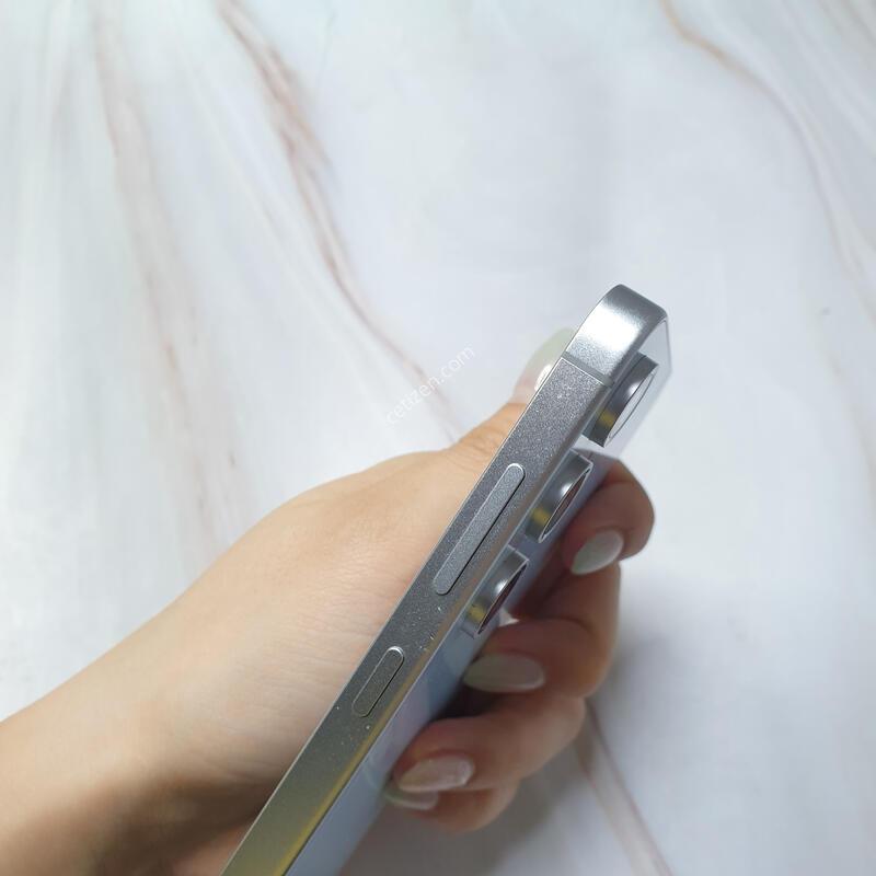 LG ������ S24FE ���� 256G ������ �Ǹ��մϴ�