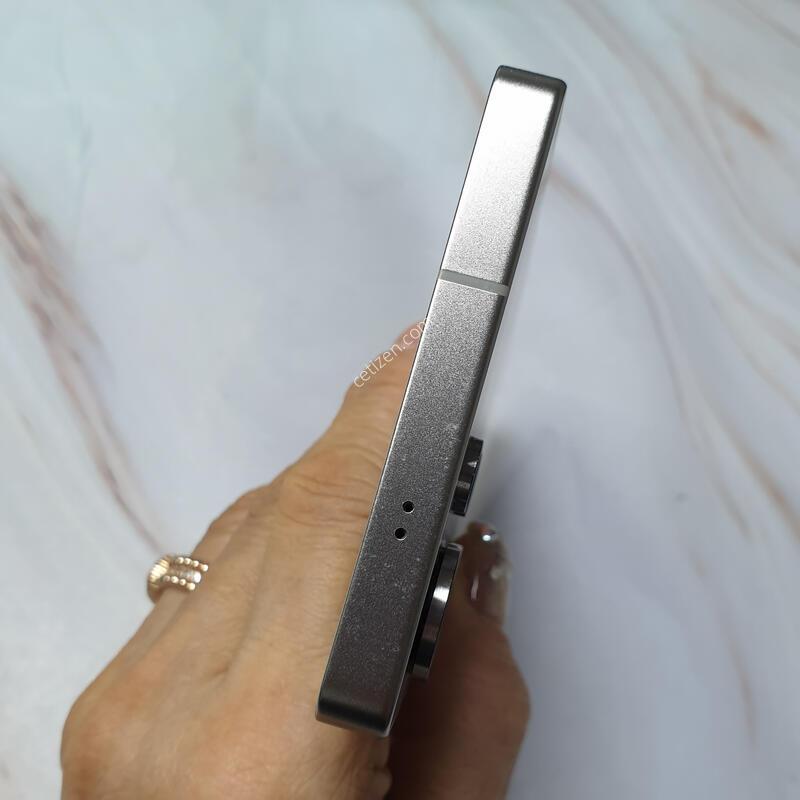LG ������ S25��Ʈ�� ƼŸ���׷��� 512G S�� �Ǹ��մϴ�