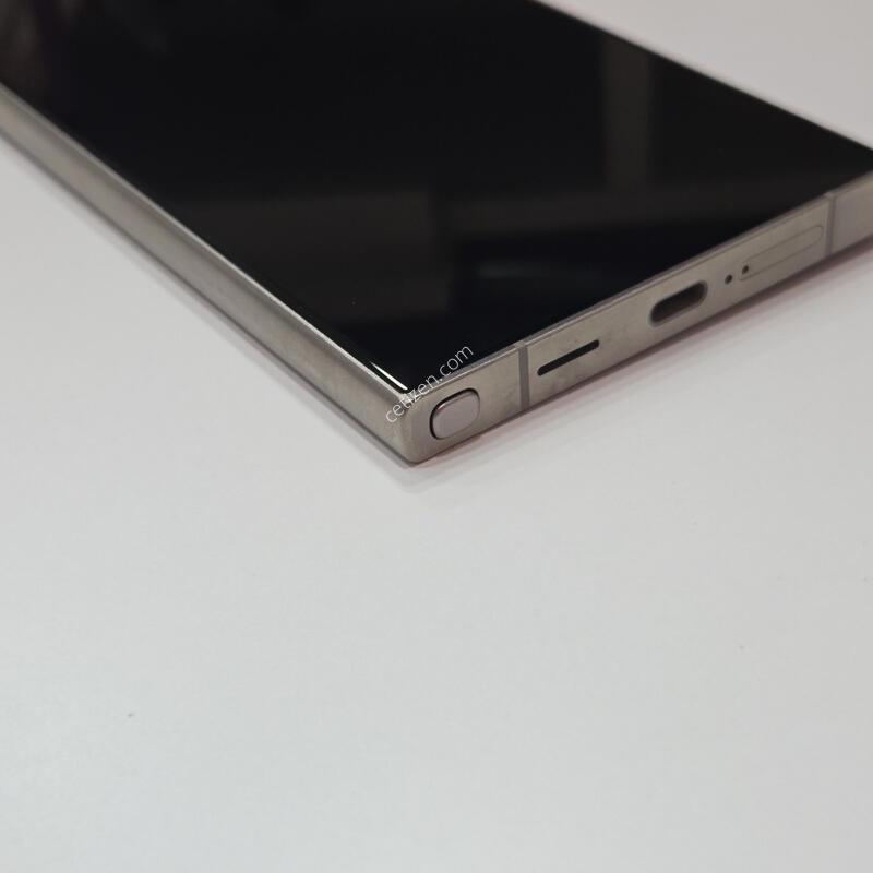 ������S24��Ʈ�� 512�Ⱑ ƼŸ�����̿÷� 09480