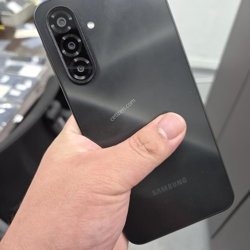 ������ A17 ���� 128G