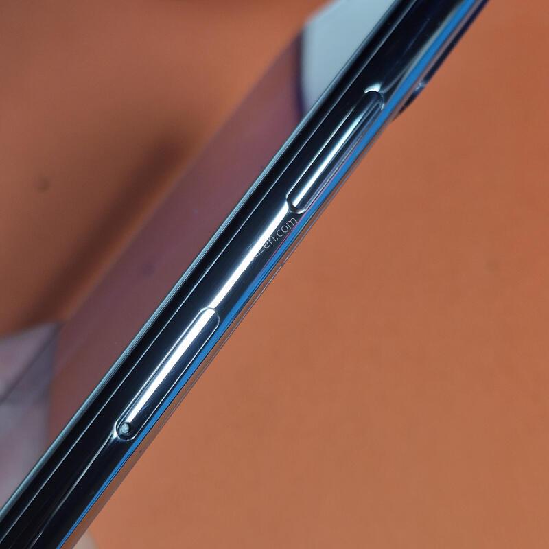 ������XS 64GB.���͸�100%���۱�