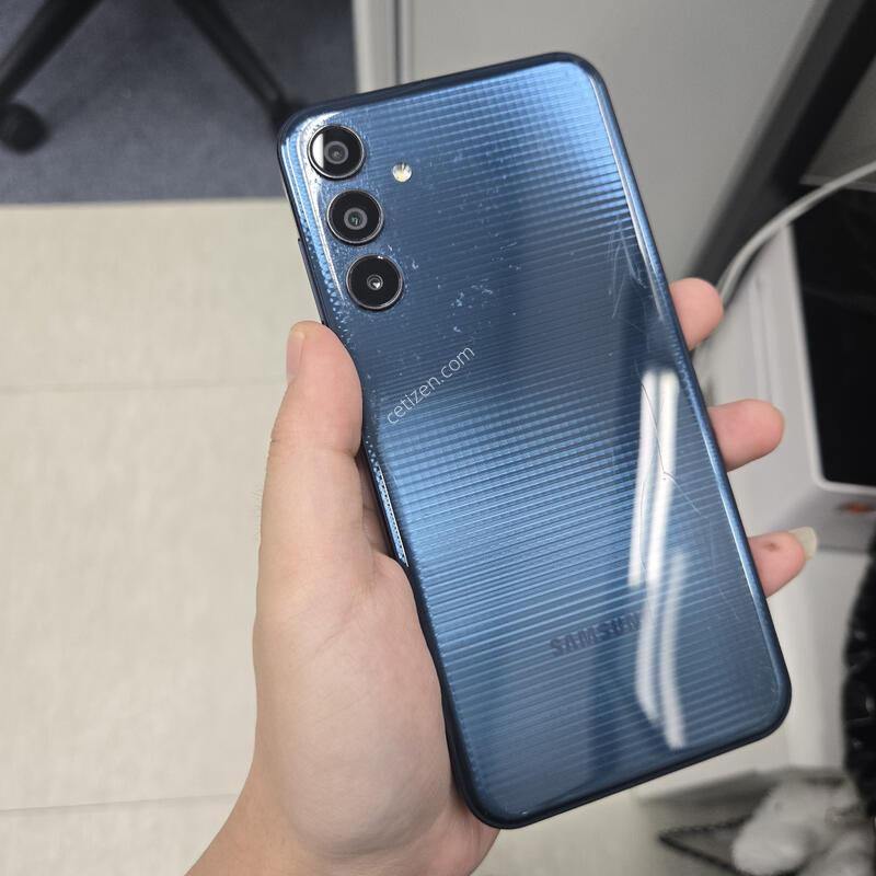 ������ ���̵�7 ��ũ���� 128GB ���ܻ� ��������