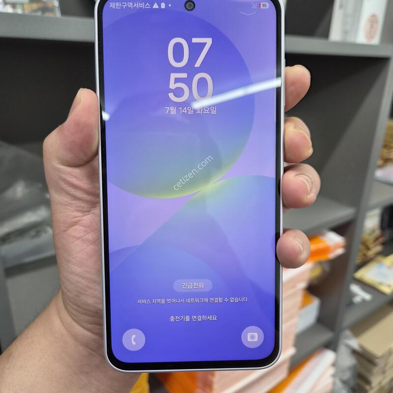 ������ A36 ���̽����� 128G(�ܰ�S��/�ʸ�/���̽�)