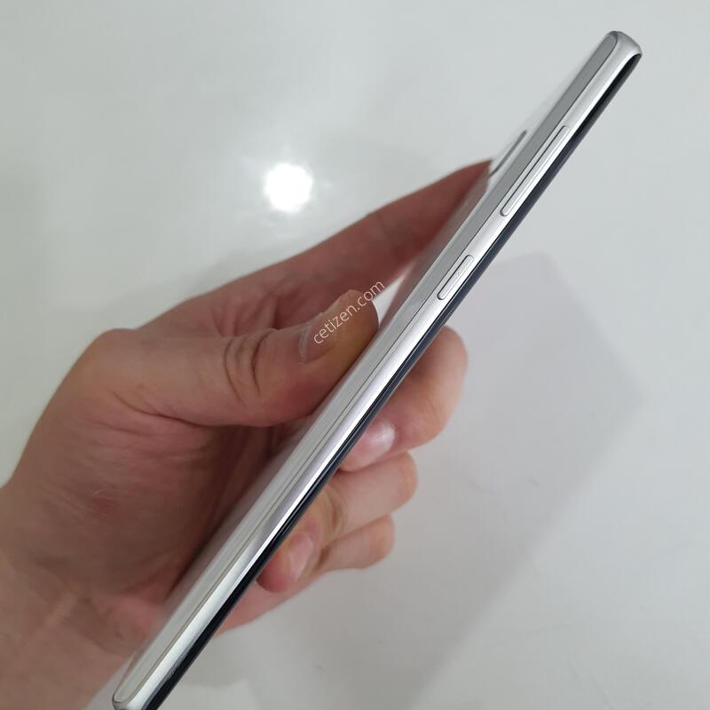 �����ó�Ʈ9 128G ���ܻ� �������⽺ ���±� �߰��� �����