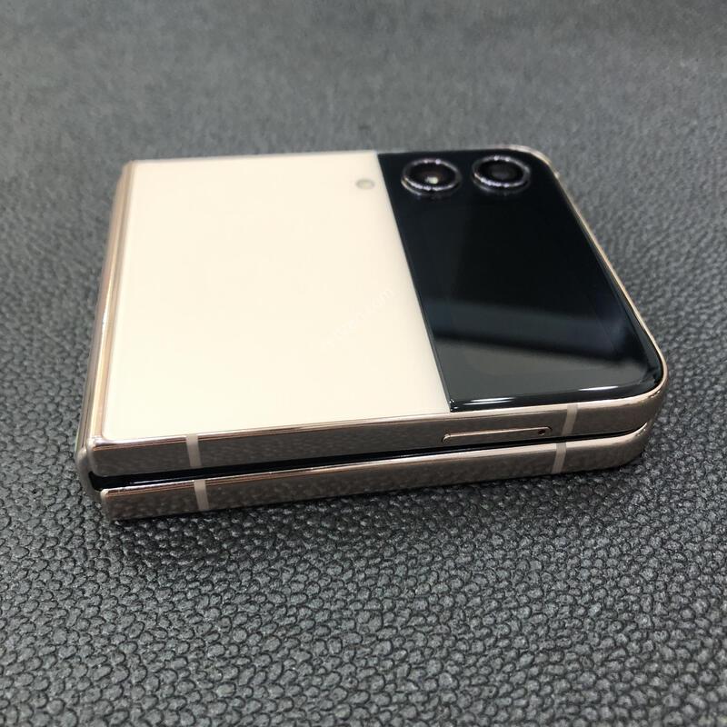 ��Ʈ�ø�4 ��ũ���.����� �ֻ�,���� �׵θ� ƯA��,���� ���⽺,�ܻ� ����