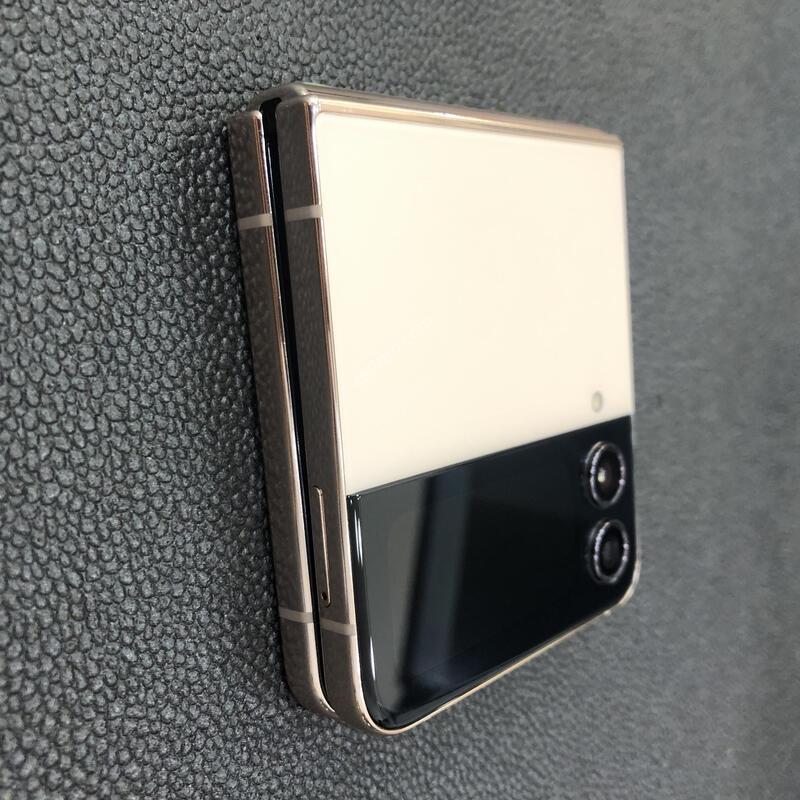 ��Ʈ�ø�4 ��ũ���.����� �ֻ�,���� �׵θ� ƯA��,���� ���⽺,�ܻ� ����