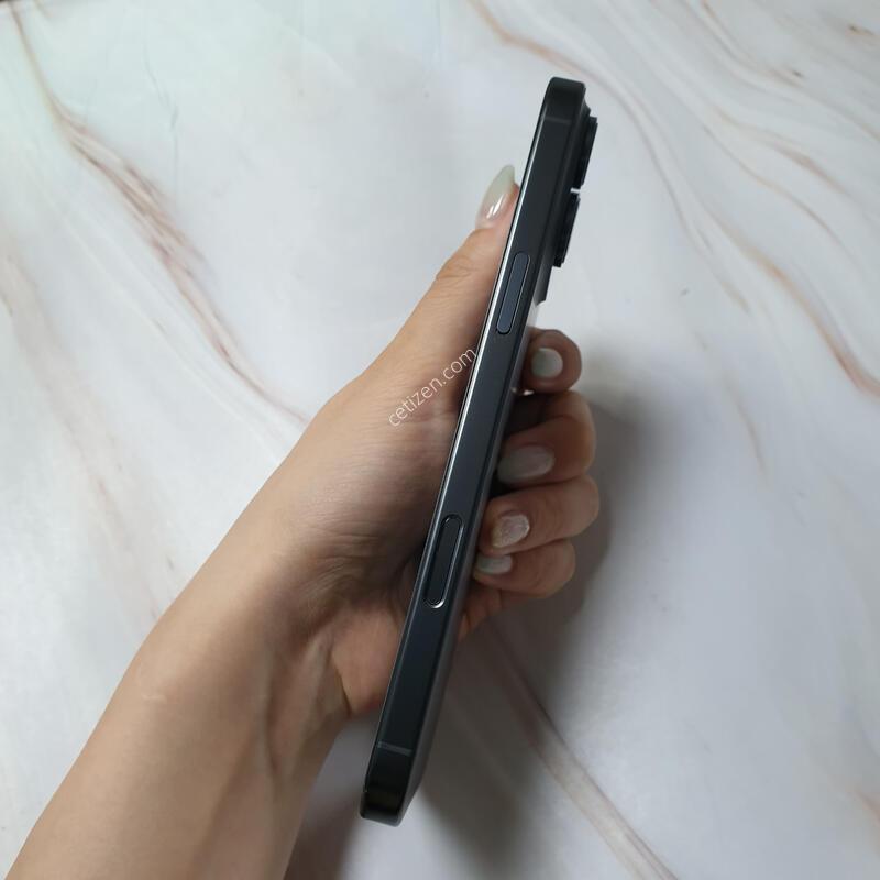 ������ 16���θƽ� ����ƼŸ�� 256G ������ �Ǹ��մϴ�