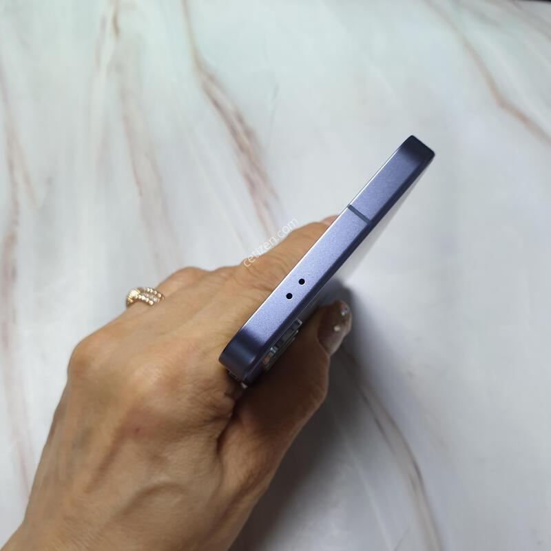 LG ������ S24 ���̿÷� 256G S�� �Ǹ��մϴ�