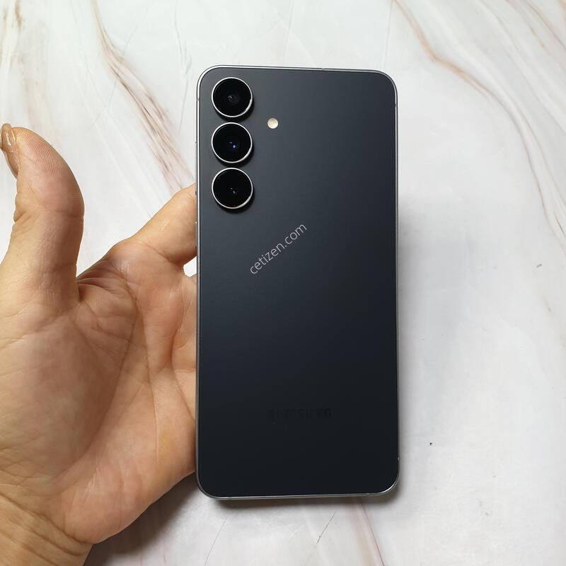 LG ������ S25FE ���� 256G S�� �Ǹ��մϴ�