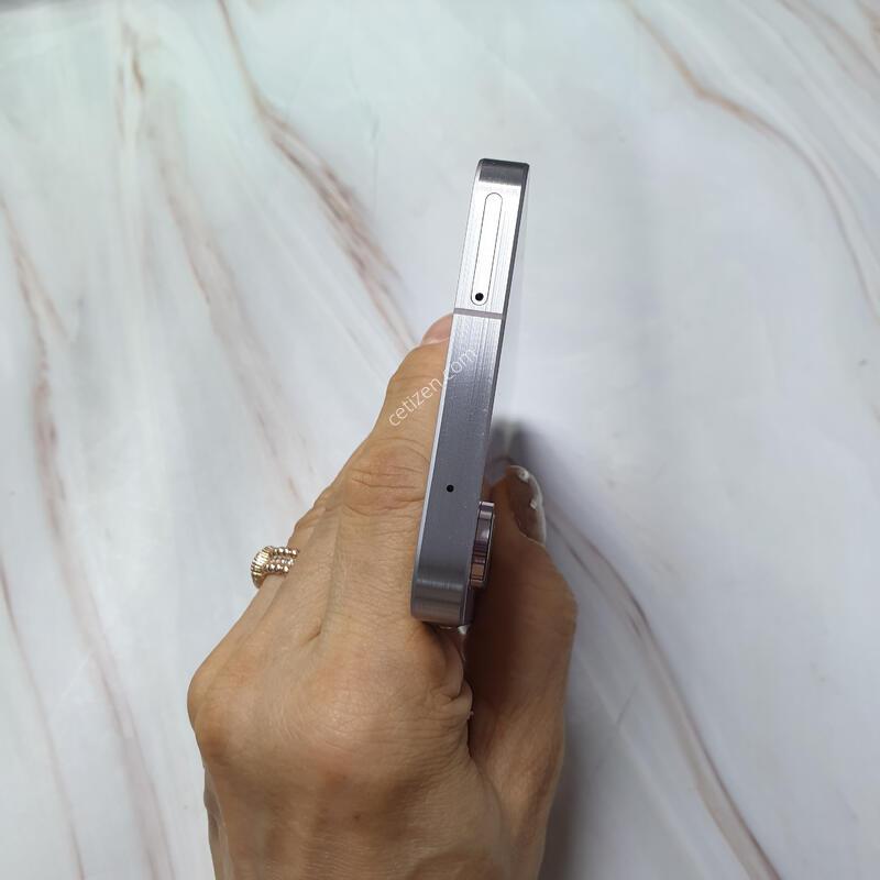 SK ������ ����5 �����϶� 128G S�� �Ǹ��մϴ�