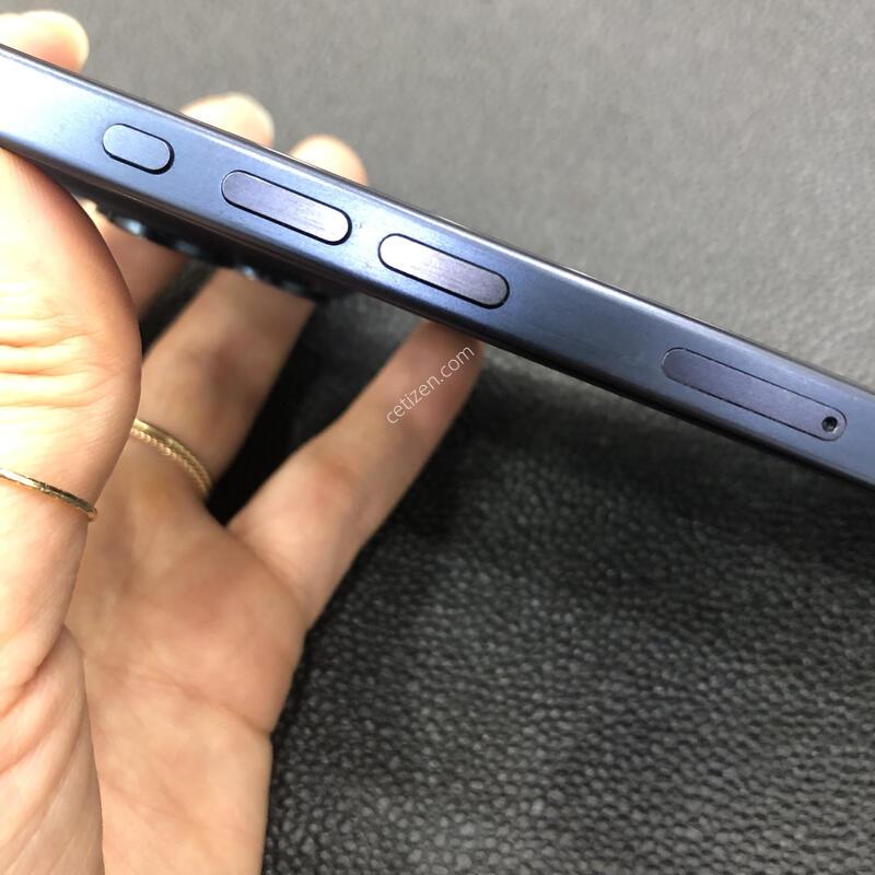 ������15���� ���� 256G,���͸�����83%,�����ϰ� �Ǹ��մϴ�