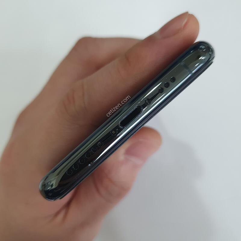 ������11����64G ���ܻ� ���±� �߰��� �����