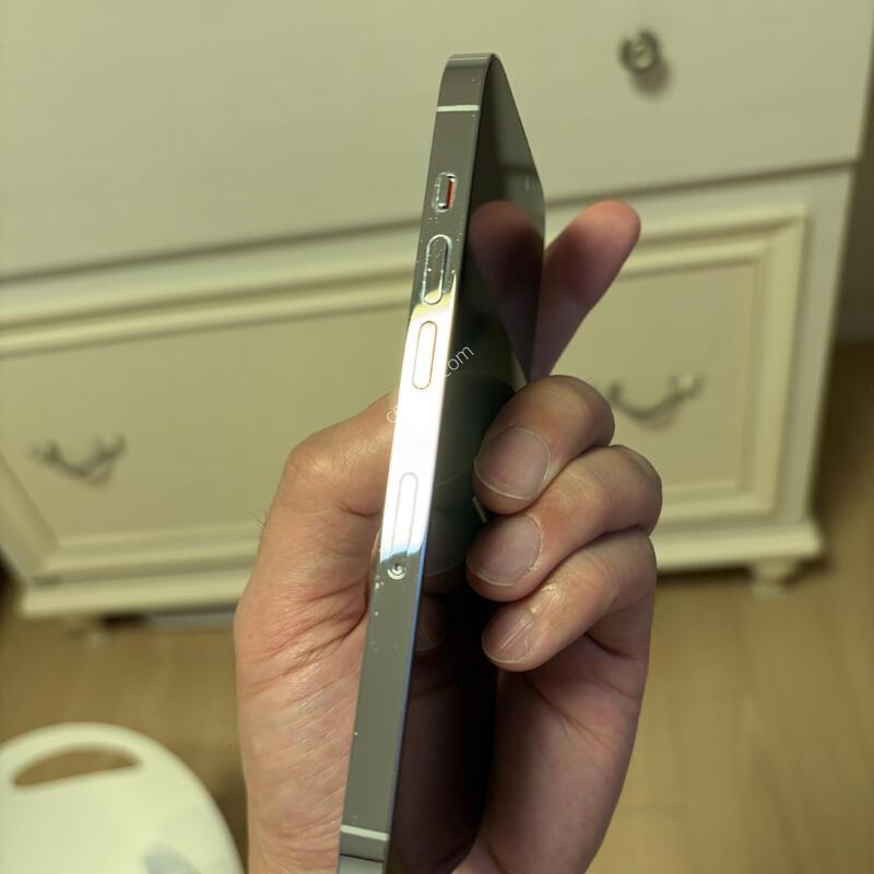 ������14���� 128gb �ǹ� ���͸�76% ����
