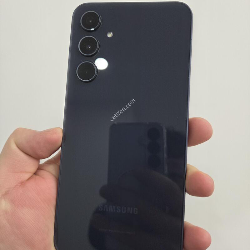 ������ A35 128GB ���� �ڱ���