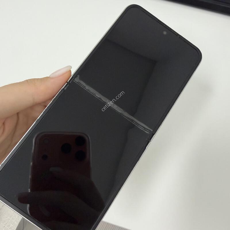 ������Z�ø�6 �׷��� 256GB