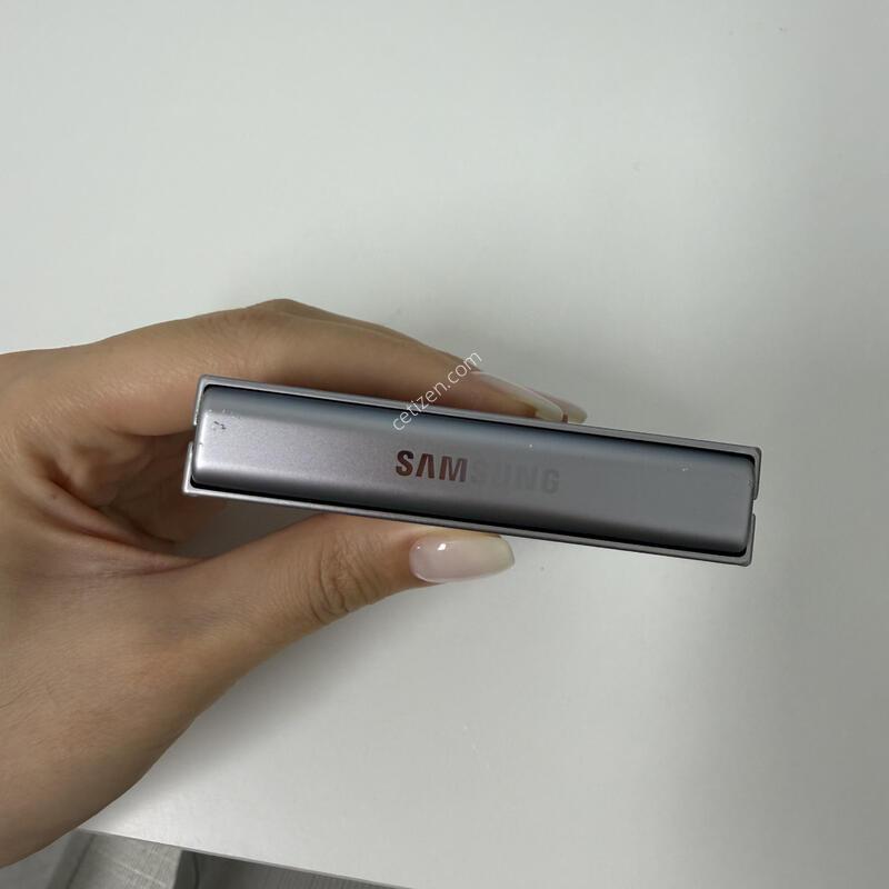 ������Z�ø�6 �׷��� 256GB