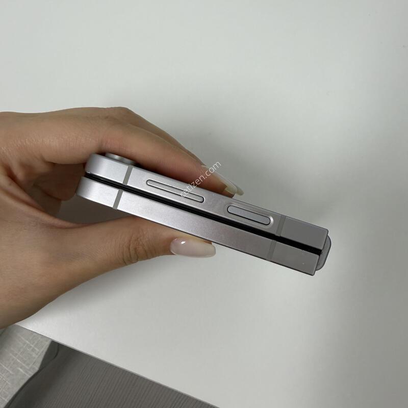 ������Z�ø�6 �׷��� 256GB