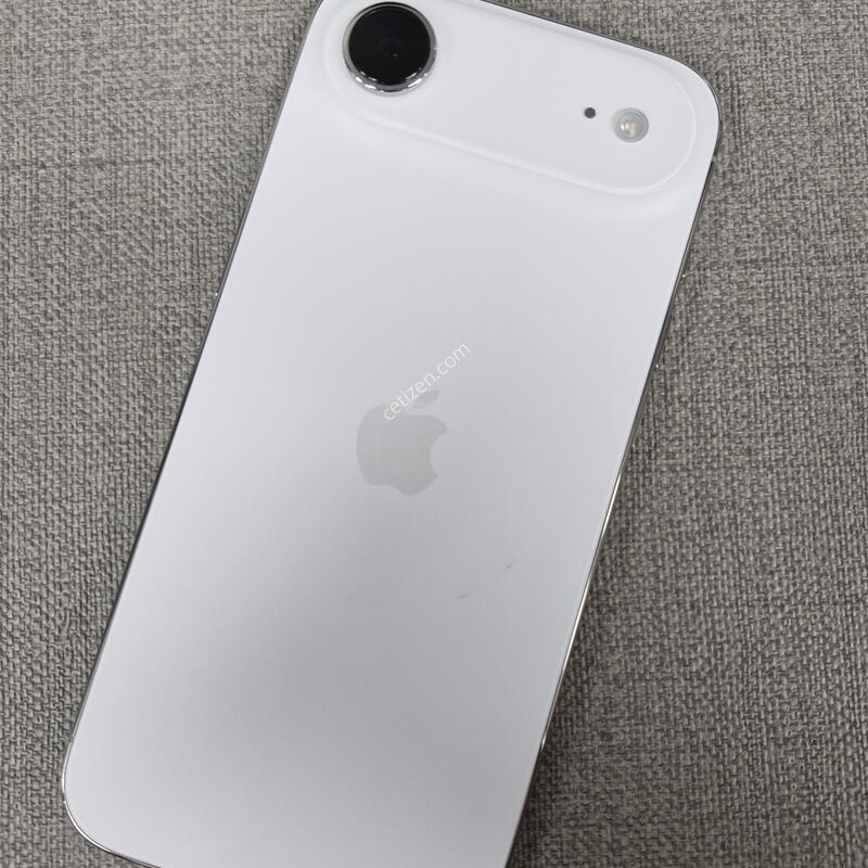 [SSSS��] ������ 17 AIR 256G �Ǹ��մϴ�