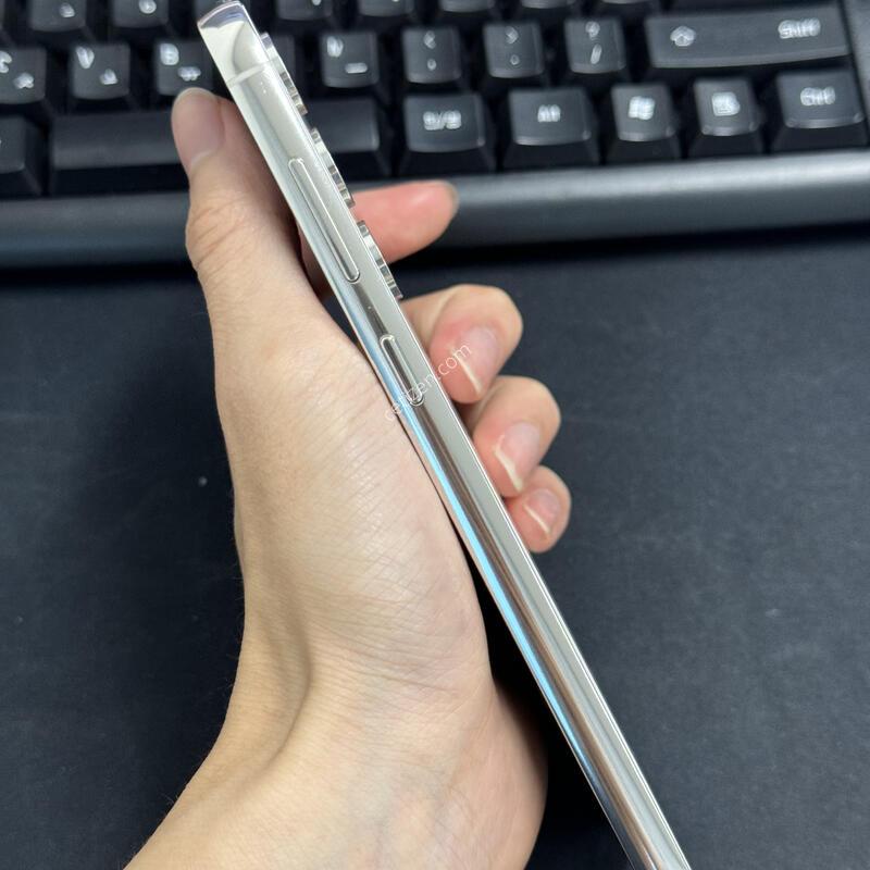 ������ s23�÷���