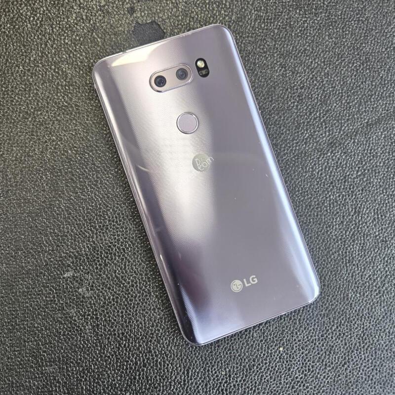 ������ ����V30S �������� �ܸ��� �߰���
