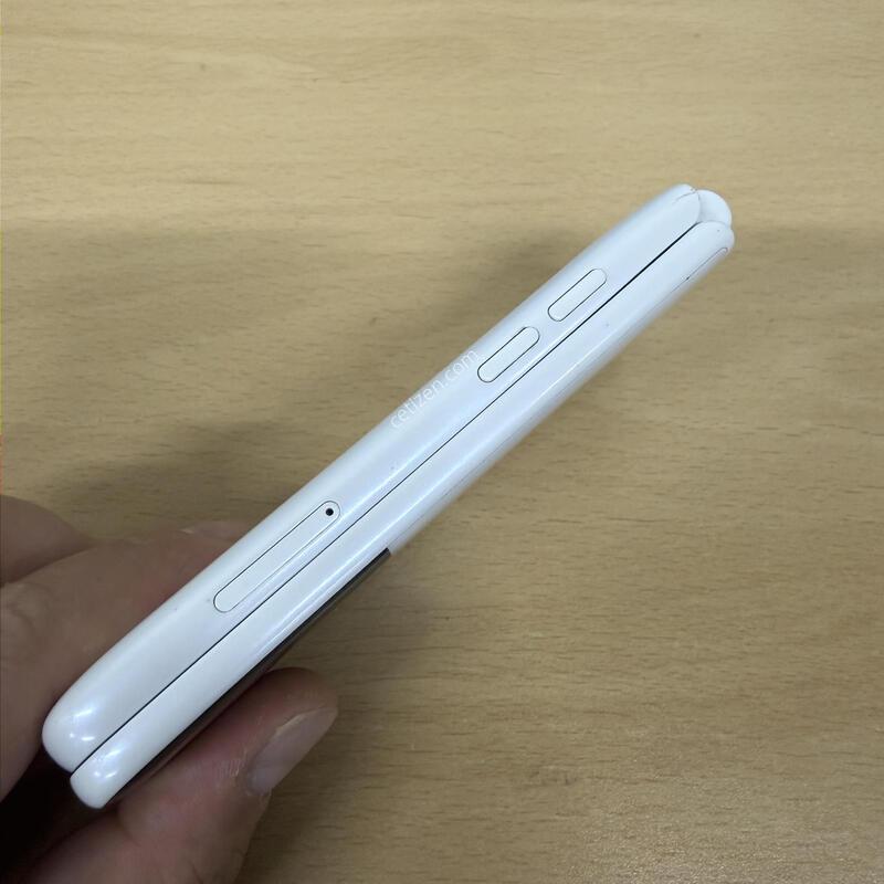 ��Ÿ������2 ȭ��Ʈ A�� 32GB