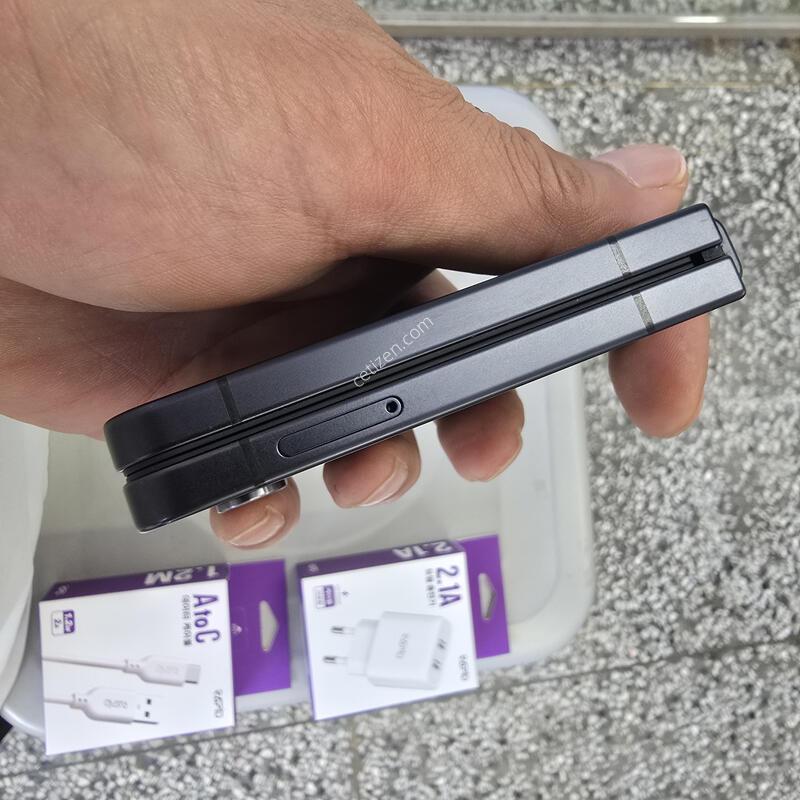SK �ø�7(F766) �������� 512G �������� ����� �˴ϴ�