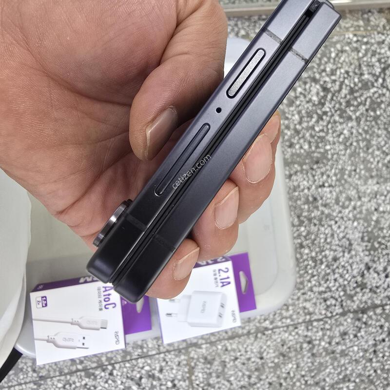 SK �ø�7(F766) �������� 512G �������� ����� �˴ϴ�