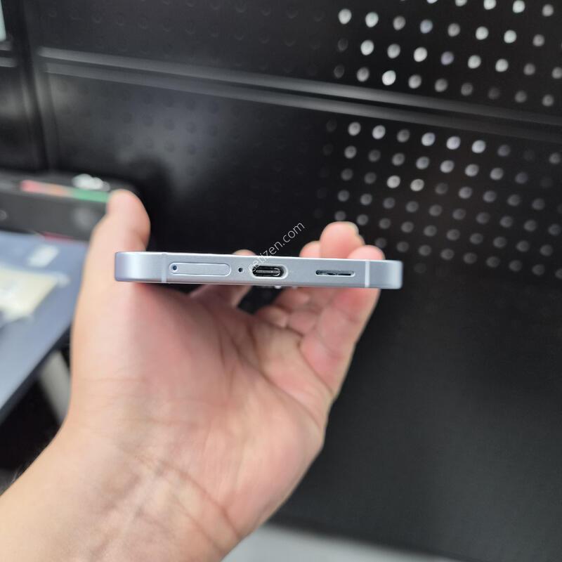 ������ S25 �÷��� ���̽����� 256G(�ʸ�/���̽�)