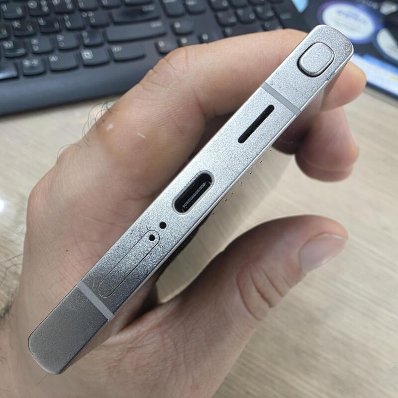 ���Ĵ븮��) S24 ��Ʈ�� 512 ���� ���ƿ�