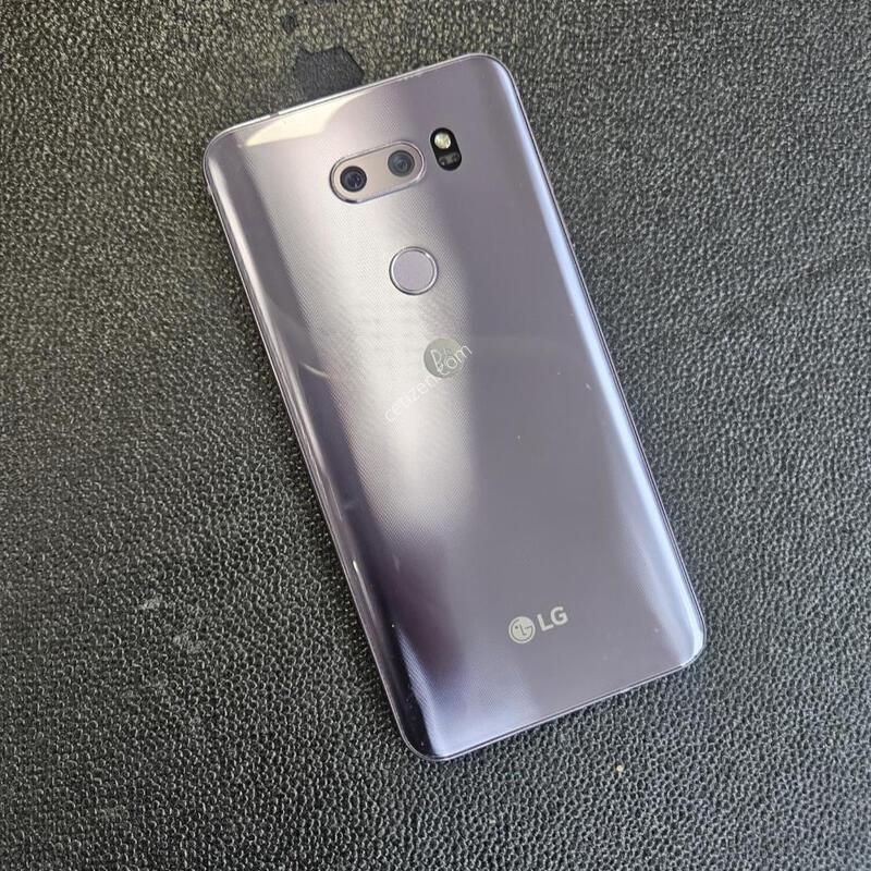 ������ ����V30S �������� �ܸ��� �߰���