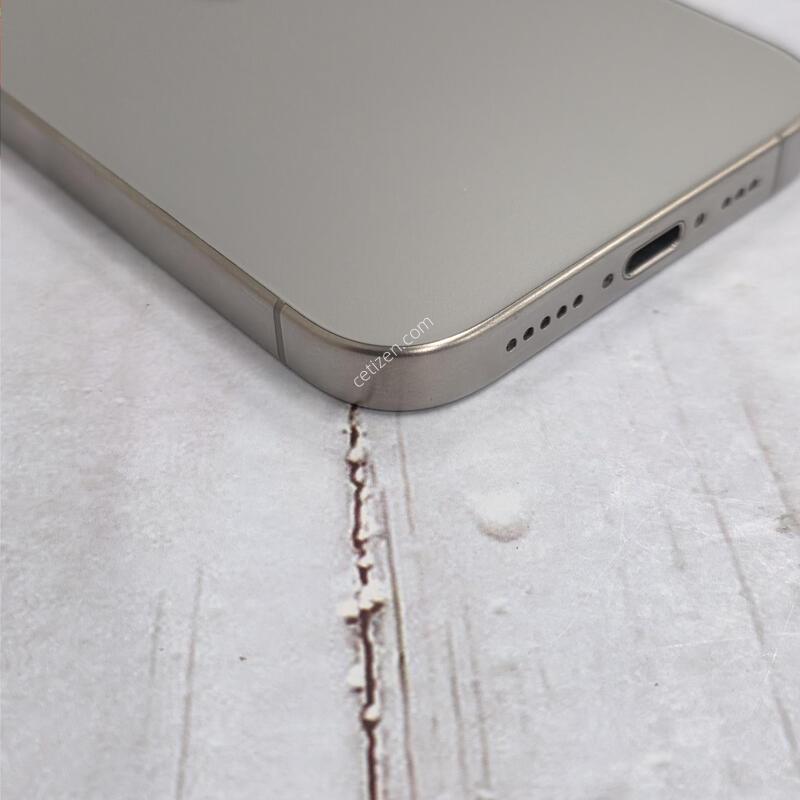15���� 256GB