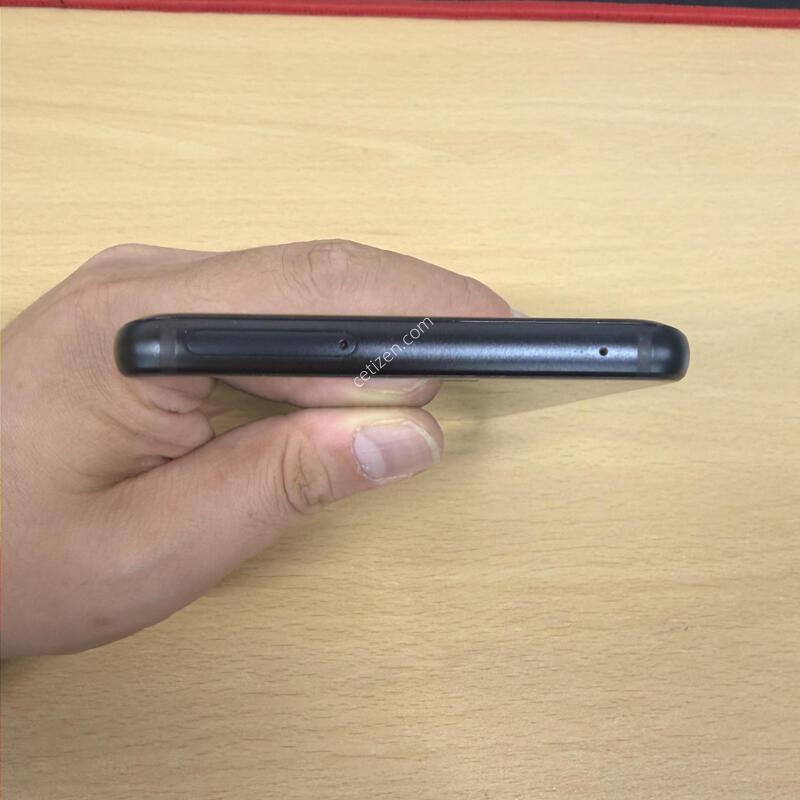 LG Q9 ���� 64GB