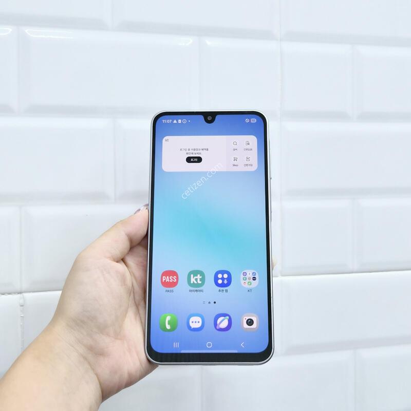 ������A17 �׷��� 128GB