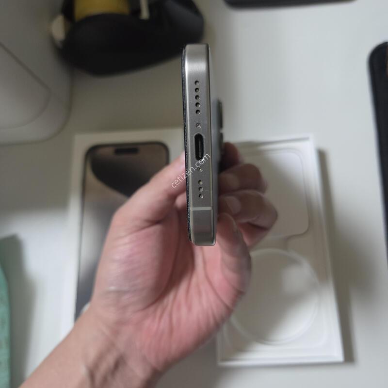 ������ 15���� 256GB