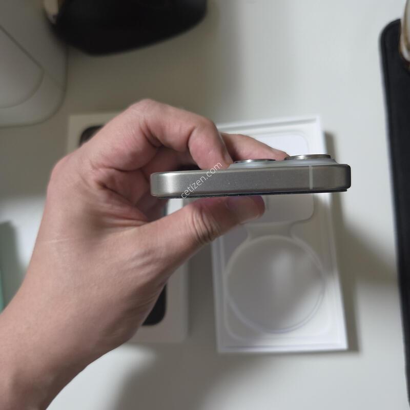 ������ 15���� 256GB