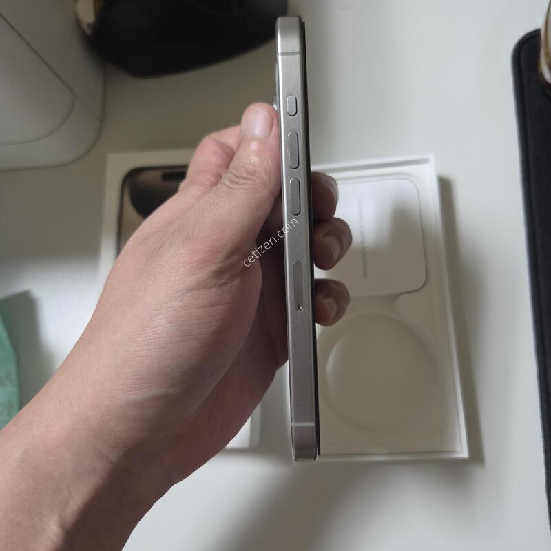 ������ 15���� 256GB