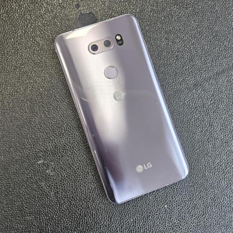 ������ ����V30S �������� �ܸ��� �߰���