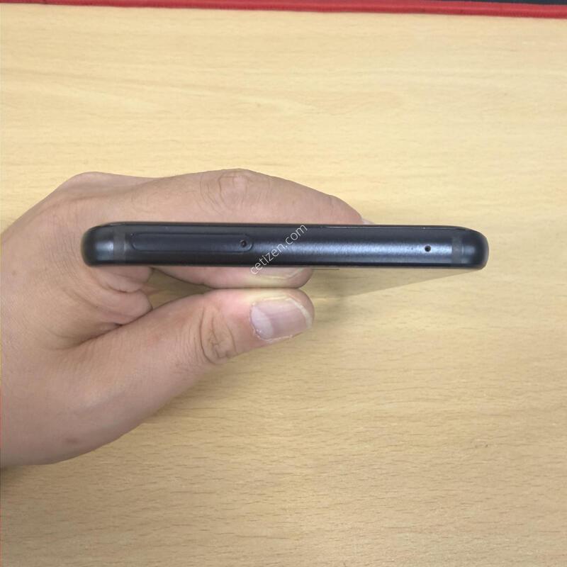 LG Q9 ���� 64GB