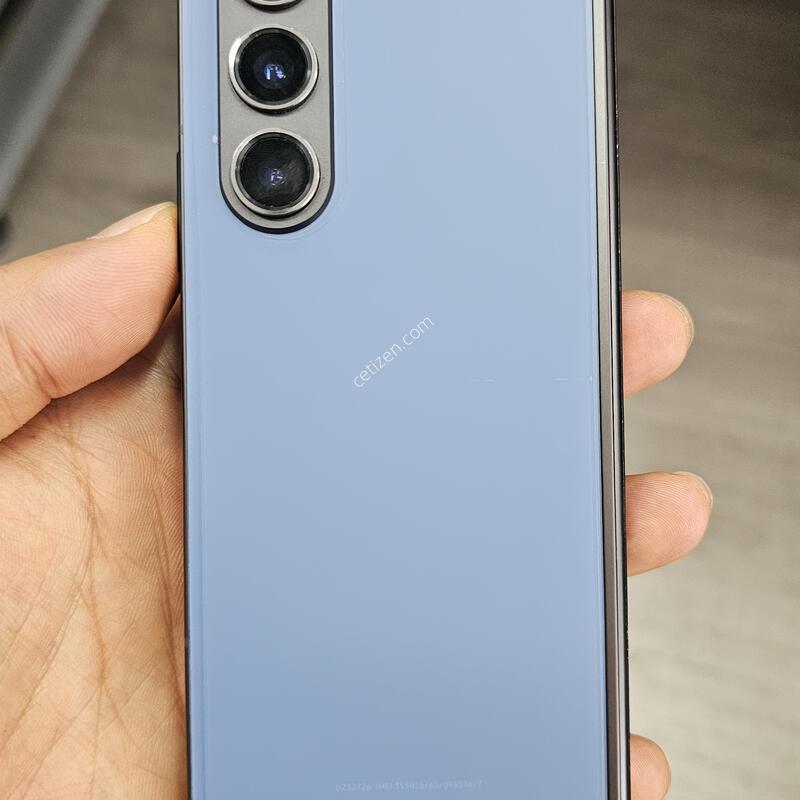 ������Z����5  512GB �Ǹ� �մϴ�.