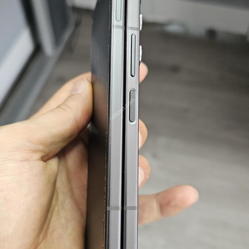 ������Z����5  512GB �Ǹ� �մϴ�.