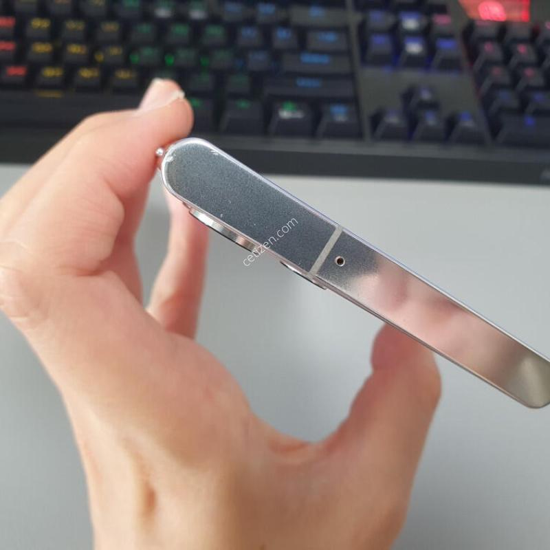 ������ S22 ��Ʈ�� / 256GB / ȭ��Ʈ