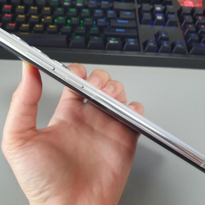������ S22 ��Ʈ�� / 256GB / ȭ��Ʈ