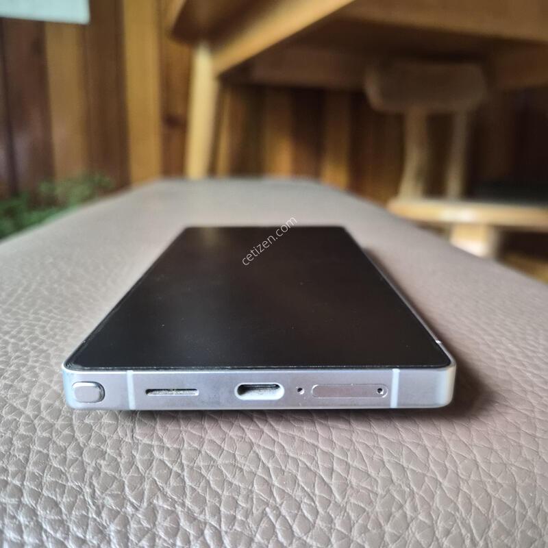 ������ S25 ��Ʈ��(512GB) �Ǹ��մϴ�.
