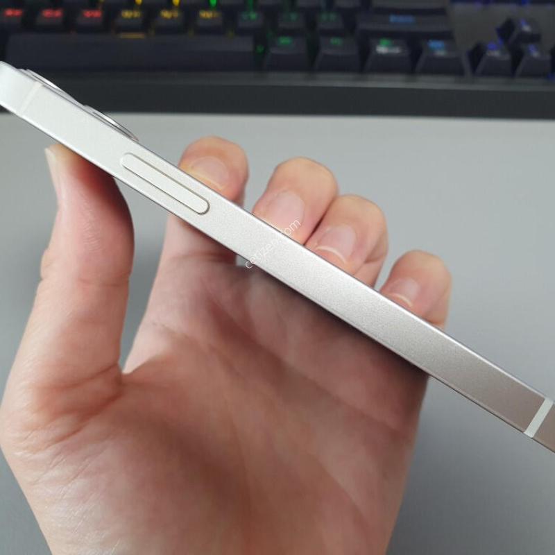 ������12 �̴� / 128GB / ȭ��Ʈ / ���͸����� 83%