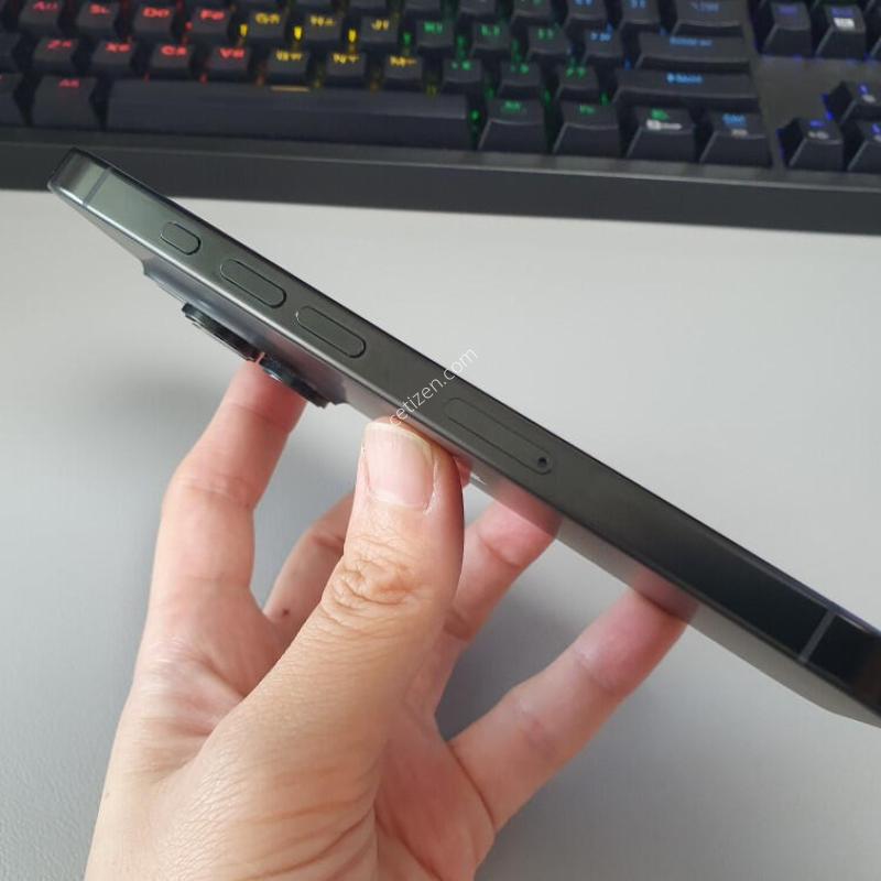������16 ���� / 256GB / ���� / ���͸����� 100%