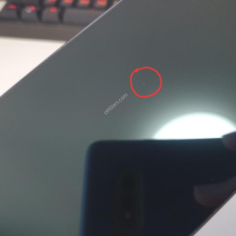 ������17 ���� / 256GB / ������ / ���͸����� 99%